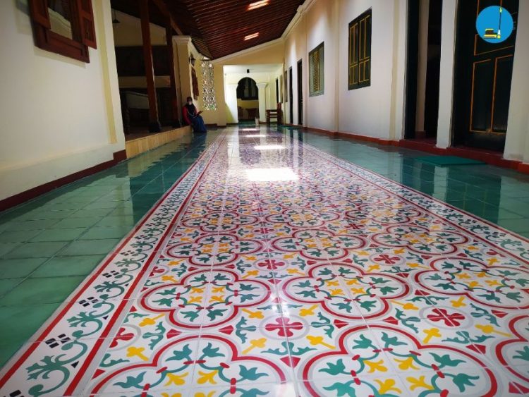 Hotel Bandung restorasi